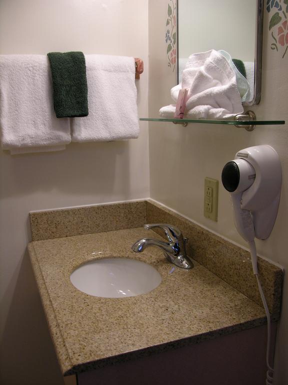 Bay Top Motel Weirs Beach Εξωτερικό φωτογραφία