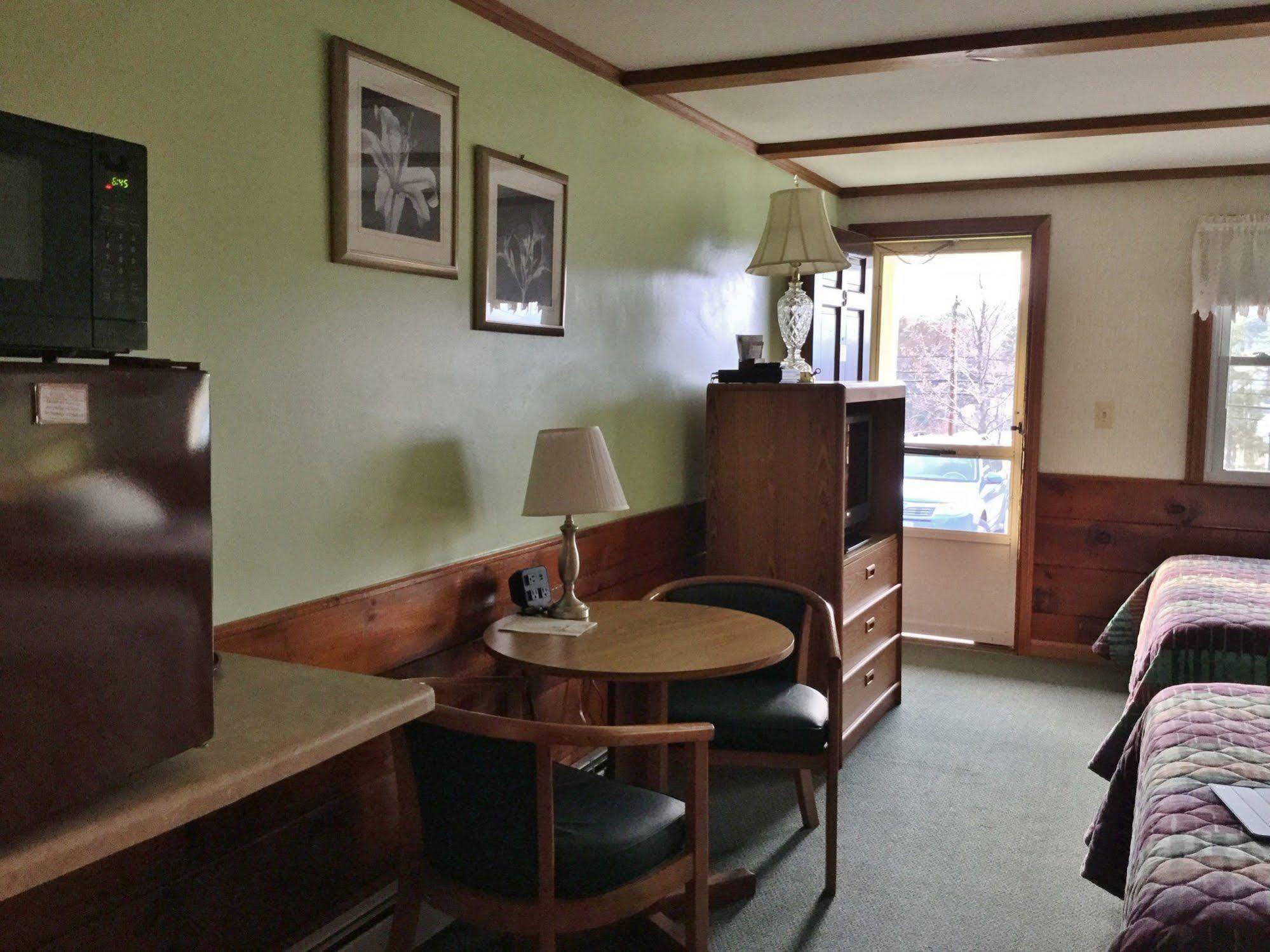 Bay Top Motel Weirs Beach Εξωτερικό φωτογραφία